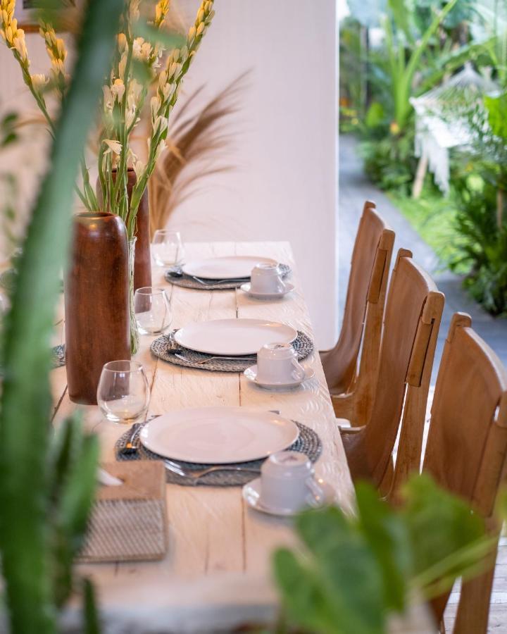 Villa Yogi Surf 3 Canggu Екстер'єр фото