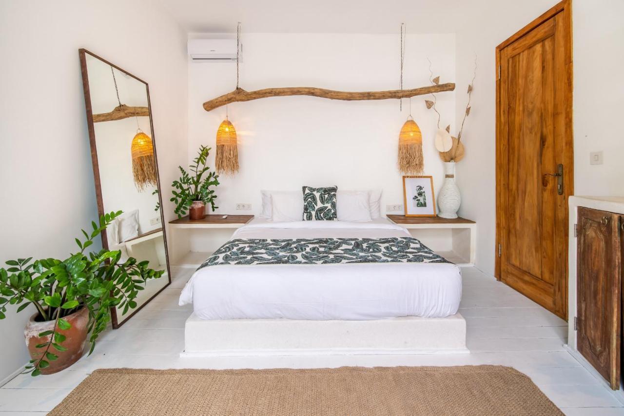 Villa Yogi Surf 3 Canggu Екстер'єр фото