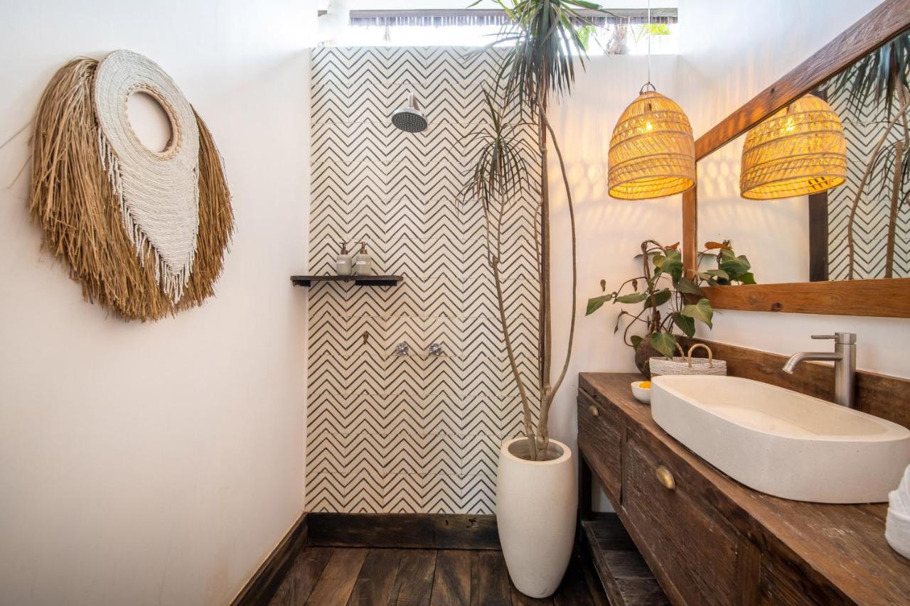 Villa Yogi Surf 3 Canggu Екстер'єр фото
